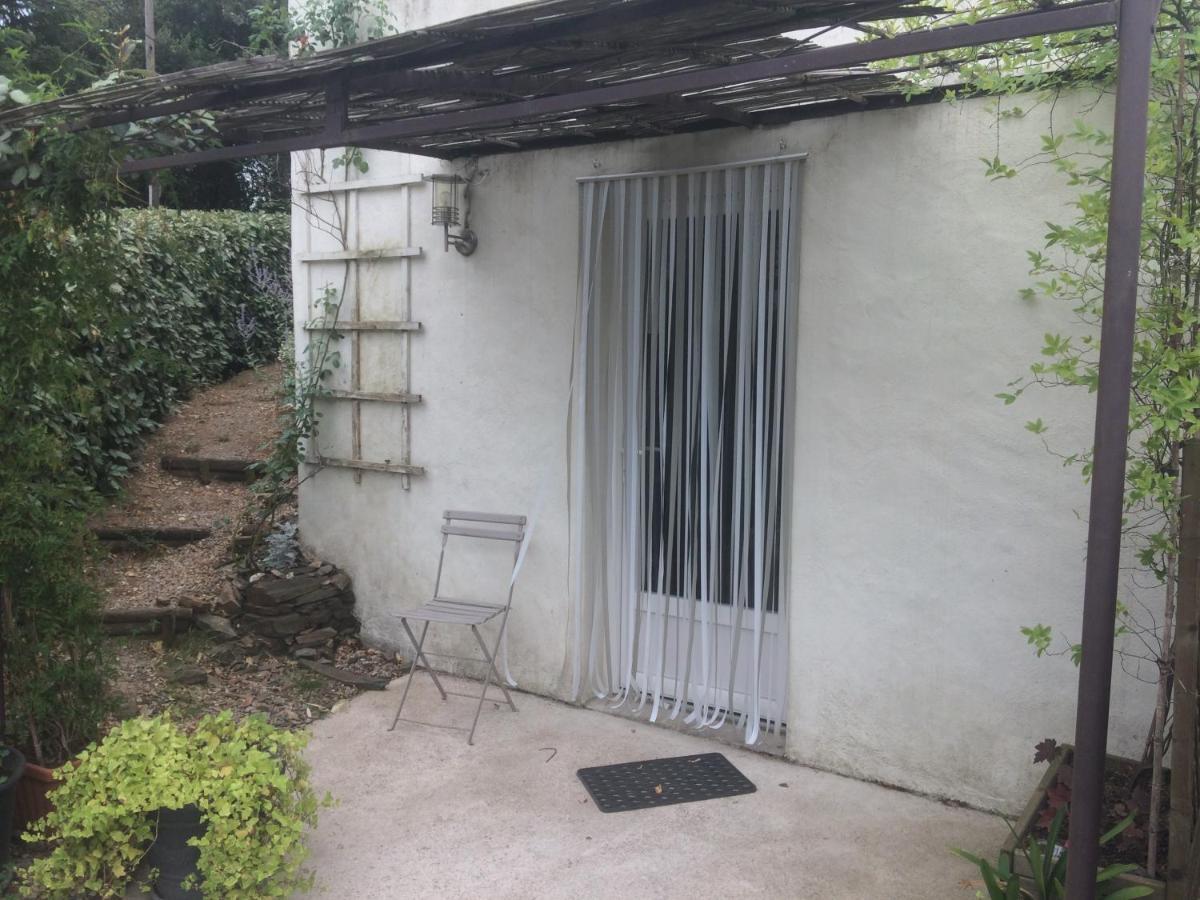 Les Deux Chemins Mons (Herault) Exterior foto